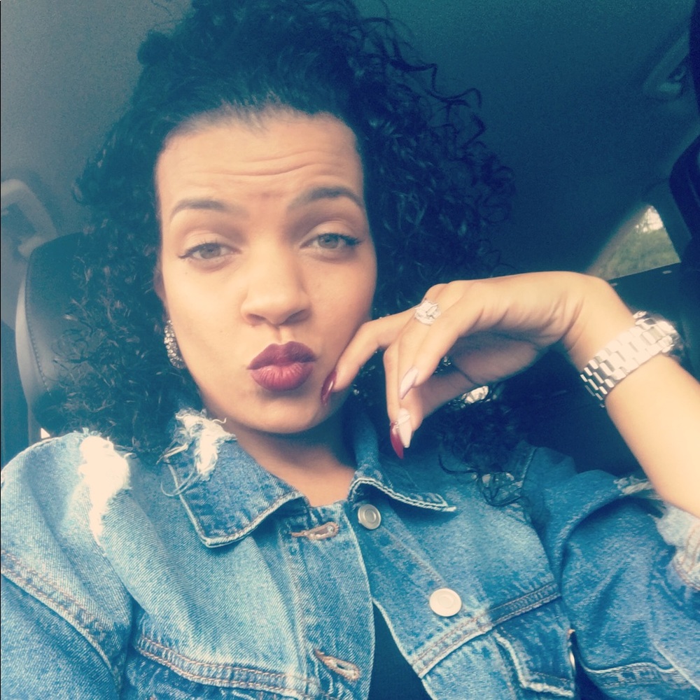 Meet your Posher, Lashanta